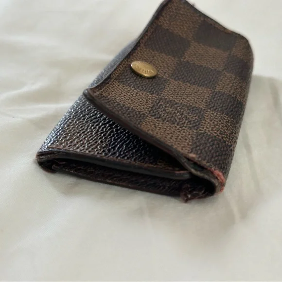 100% Authentic Extremely Damaged Louis Vuitton Damier 4-ring Key Card Case - Picture 5 of 10